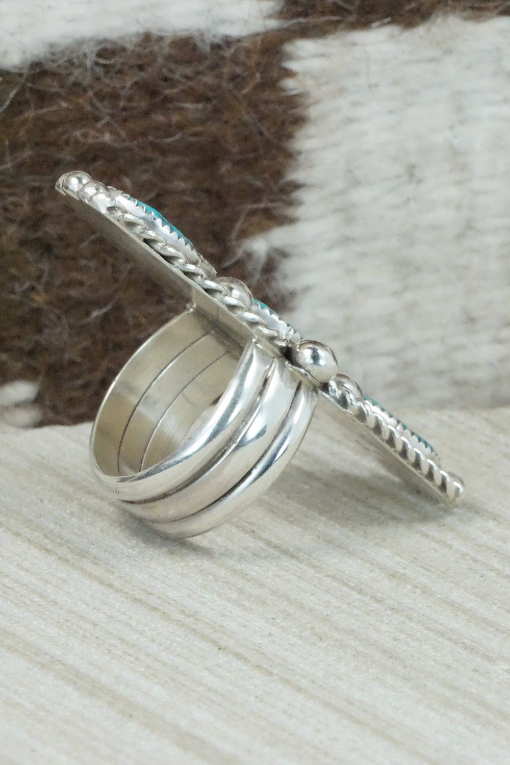 Turquoise & Sterling Silver Ring - Cris Nez - Size 7.25