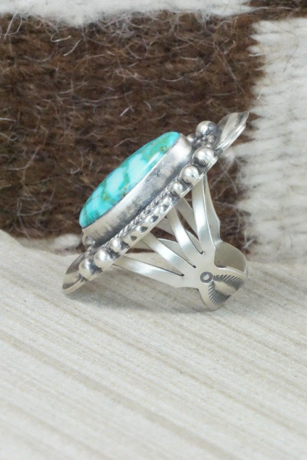 Turquoise & Sterling Silver Ring - Tom Lewis - Size 5.5