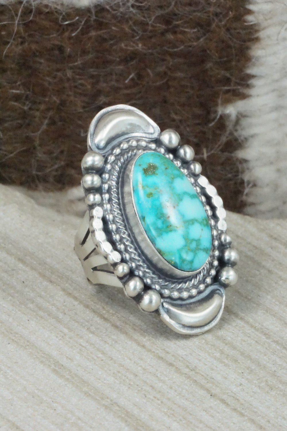 Turquoise & Sterling Silver Ring - Tom Lewis - Size 5.5