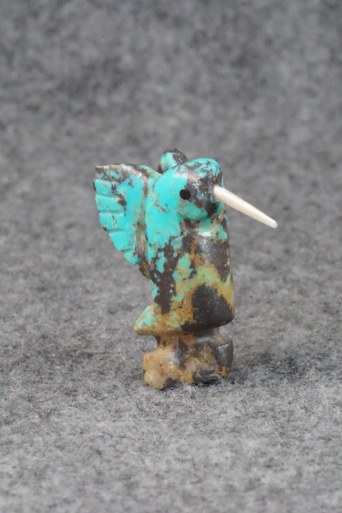 Hummingbird Zuni Fetish Carving - Justin Red Elk