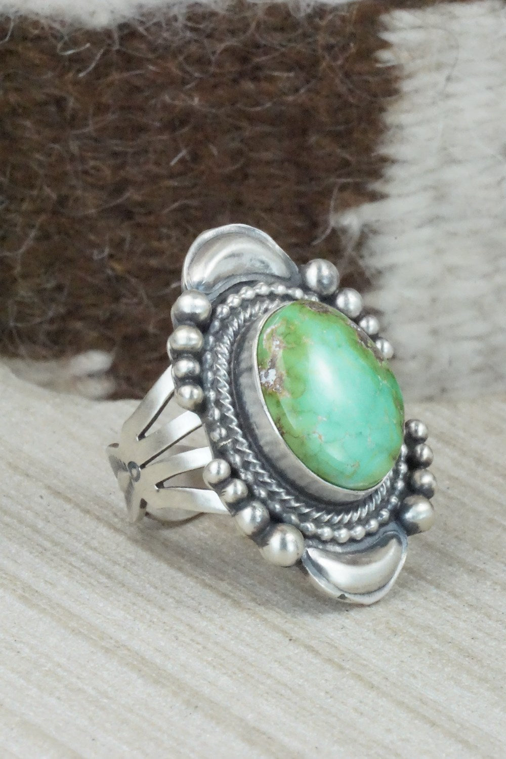 Turquoise & Sterling Silver Ring - Tom Lewis - Size 8.25