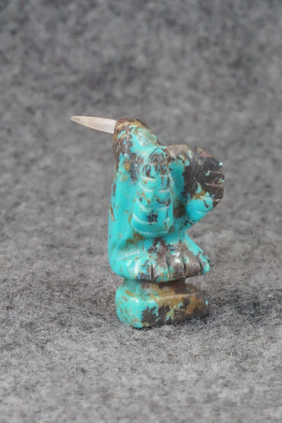Hummingbird Zuni Fetish Carving - Justin Red Elk