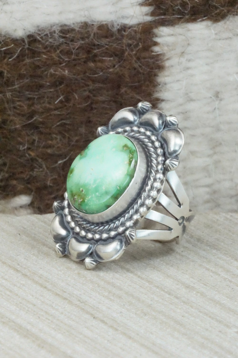 Turquoise & Sterling Silver Ring - Tom Lewis - Size 6.25