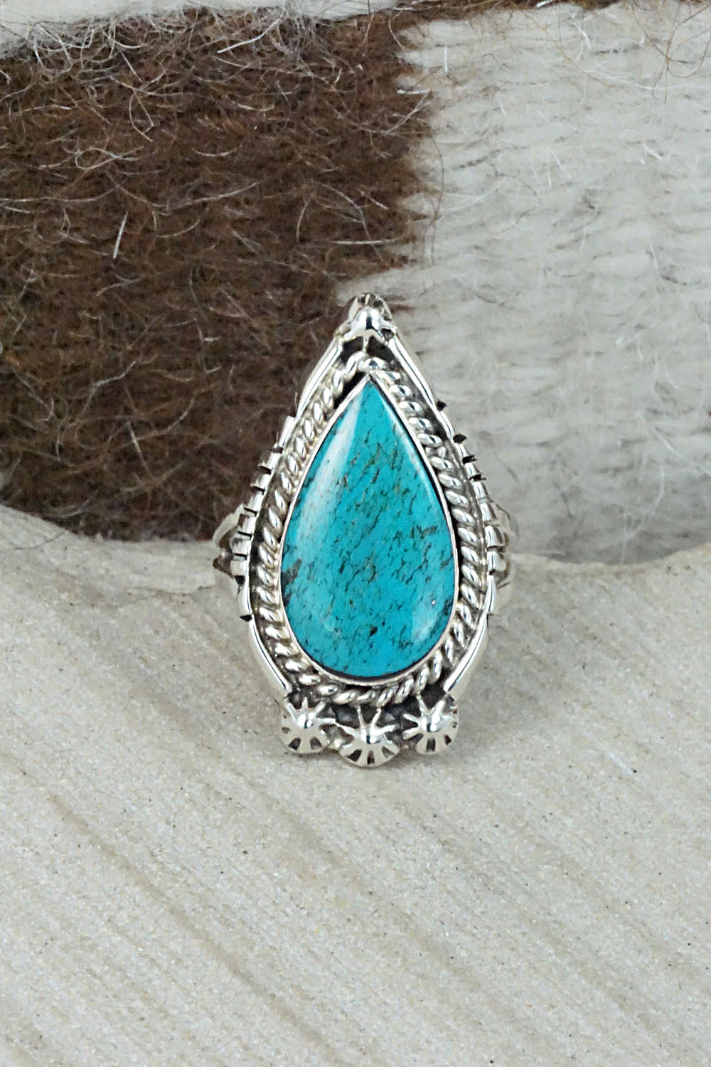 Turquoise & Sterling Silver Ring - Genevieve Francisco - Size 7