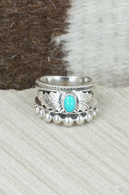 Turquoise & Sterling Silver Ring - Tom Lewis - Size 7