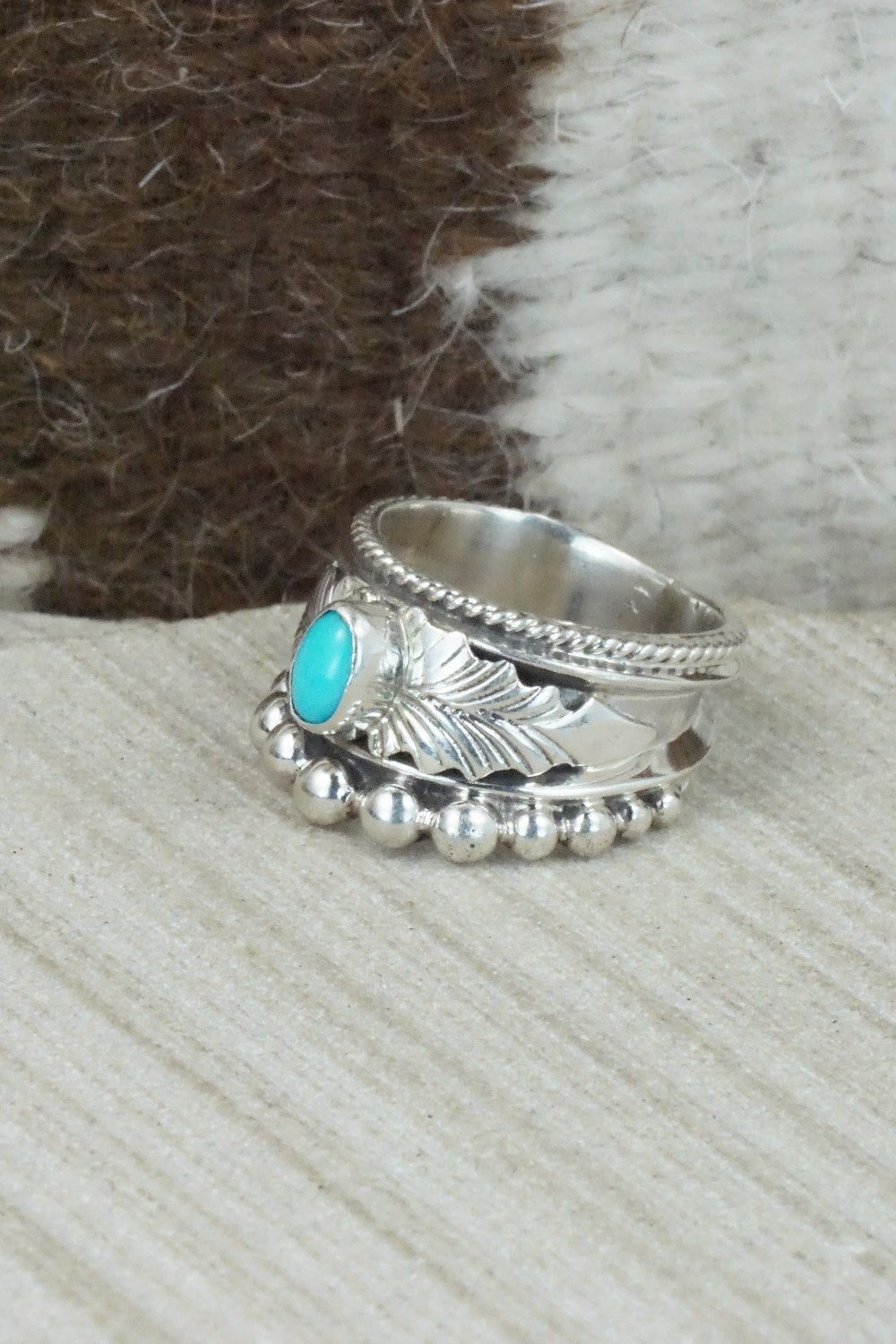 Turquoise & Sterling Silver Ring - Tom Lewis - Size 7.75