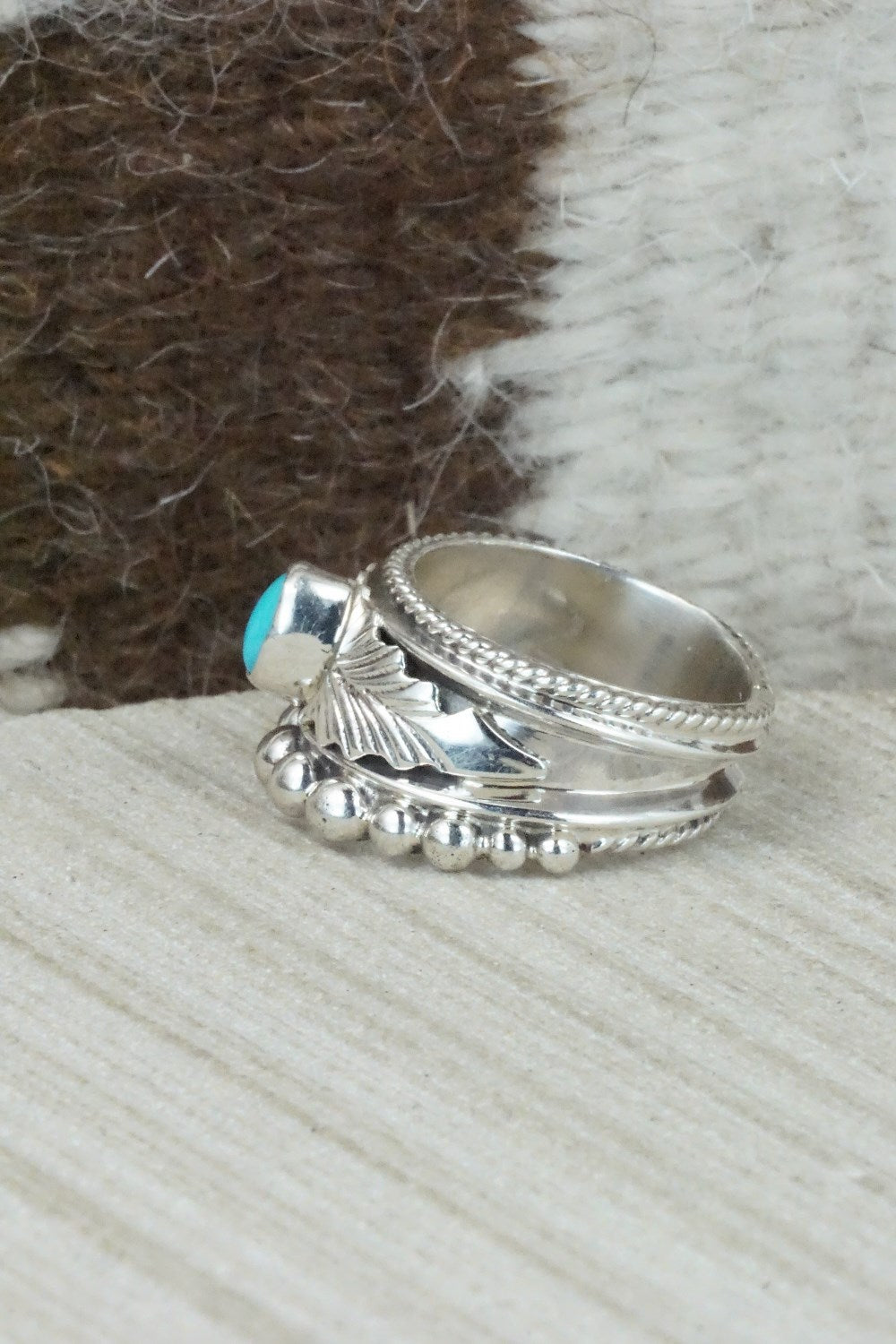 Turquoise & Sterling Silver Ring - Tom Lewis - Size 7.75