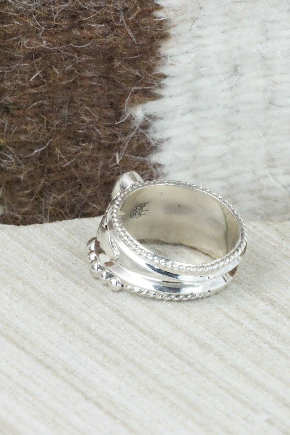 Turquoise & Sterling Silver Ring - Tom Lewis - Size 7.75