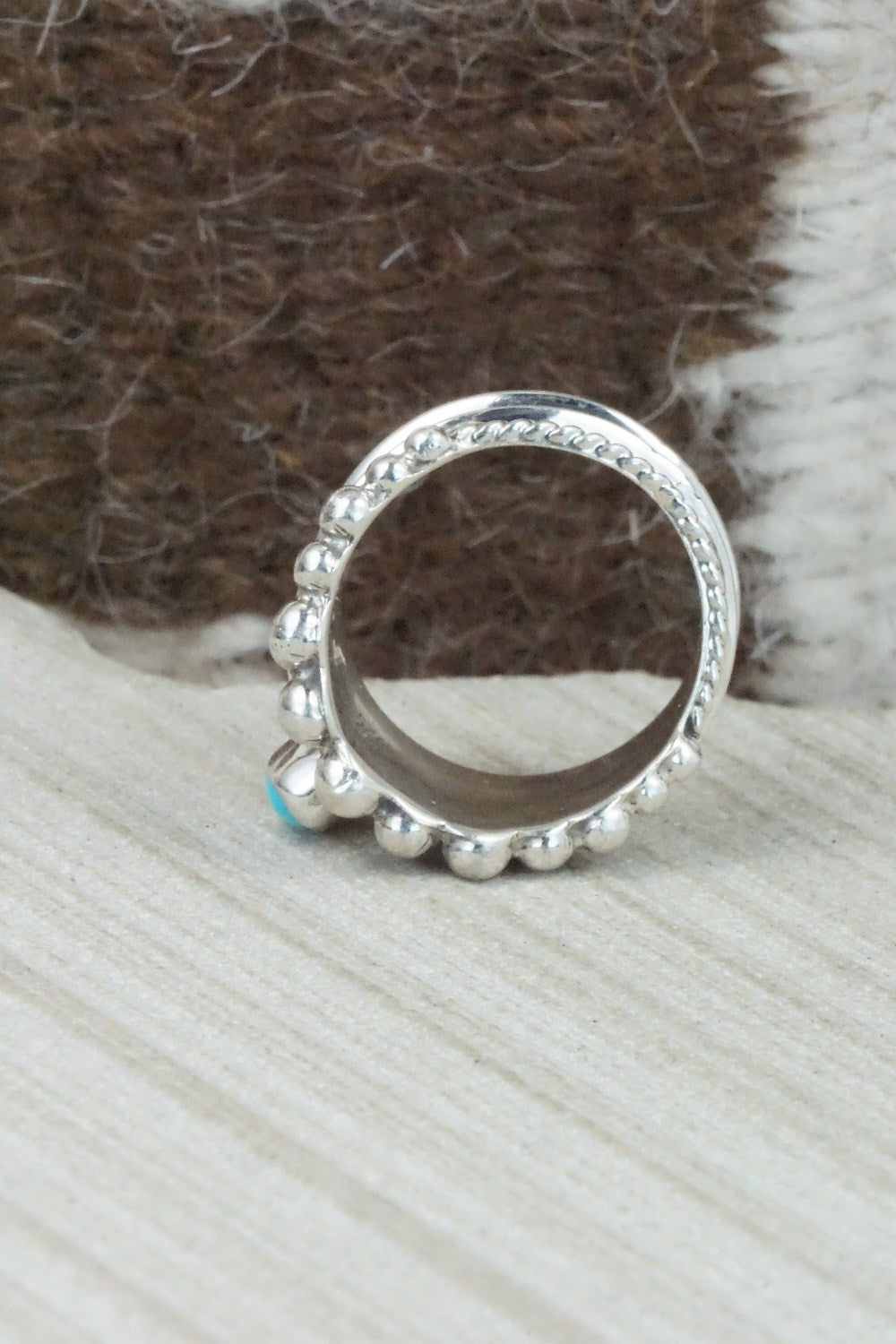 Turquoise & Sterling Silver Ring - Tom Lewis - Size 7.75