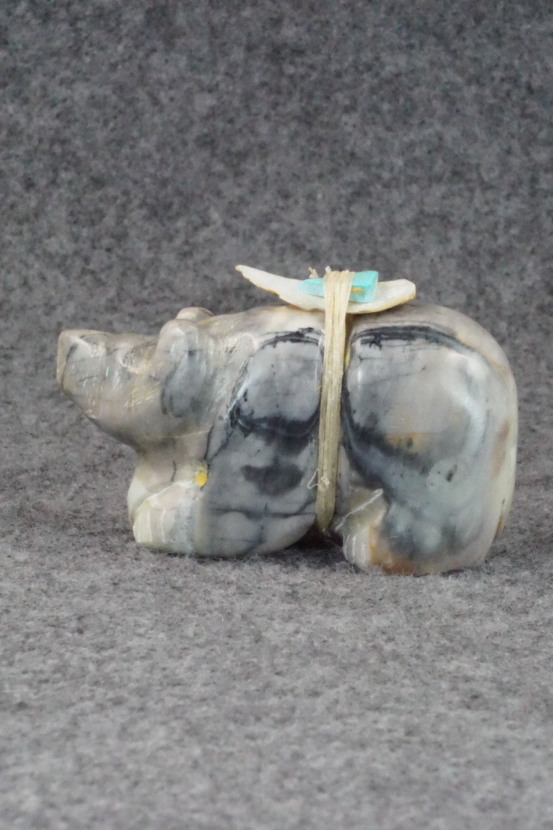 Bear Zuni Fetish Carving - Justin Red Elk