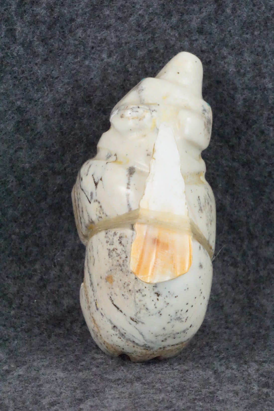 Bear Zuni Fetish Carving - Justin Red Elk