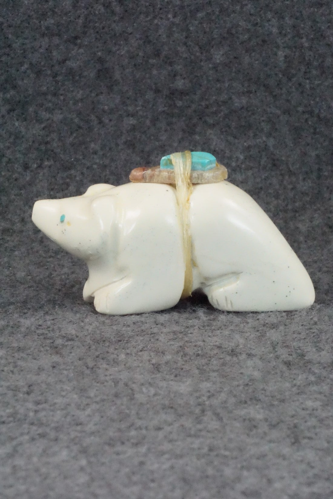 Bear Zuni Fetish Carving - Justin Red Elk