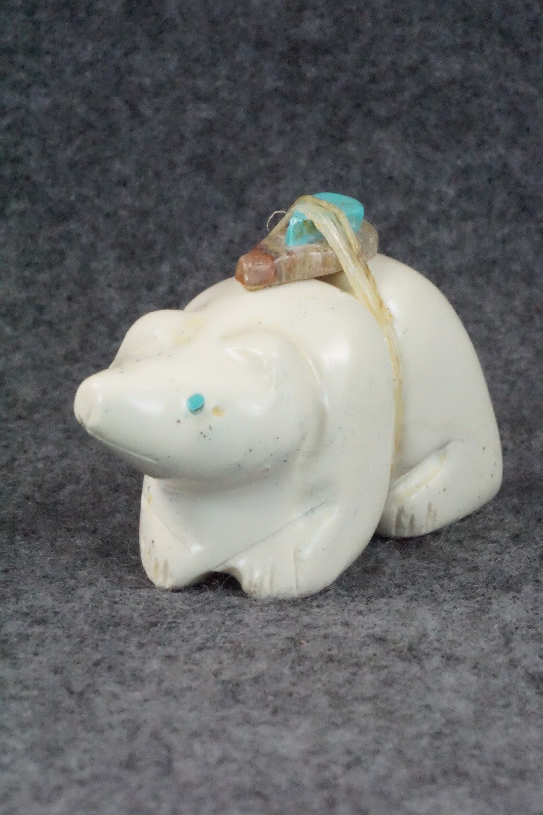 Bear Zuni Fetish Carving - Justin Red Elk
