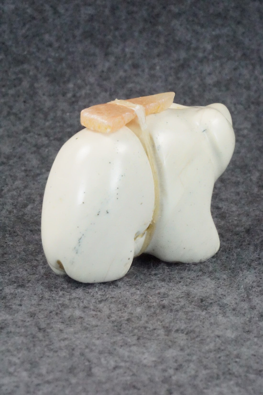 Bear Zuni Fetish Carving - Justin Red Elk