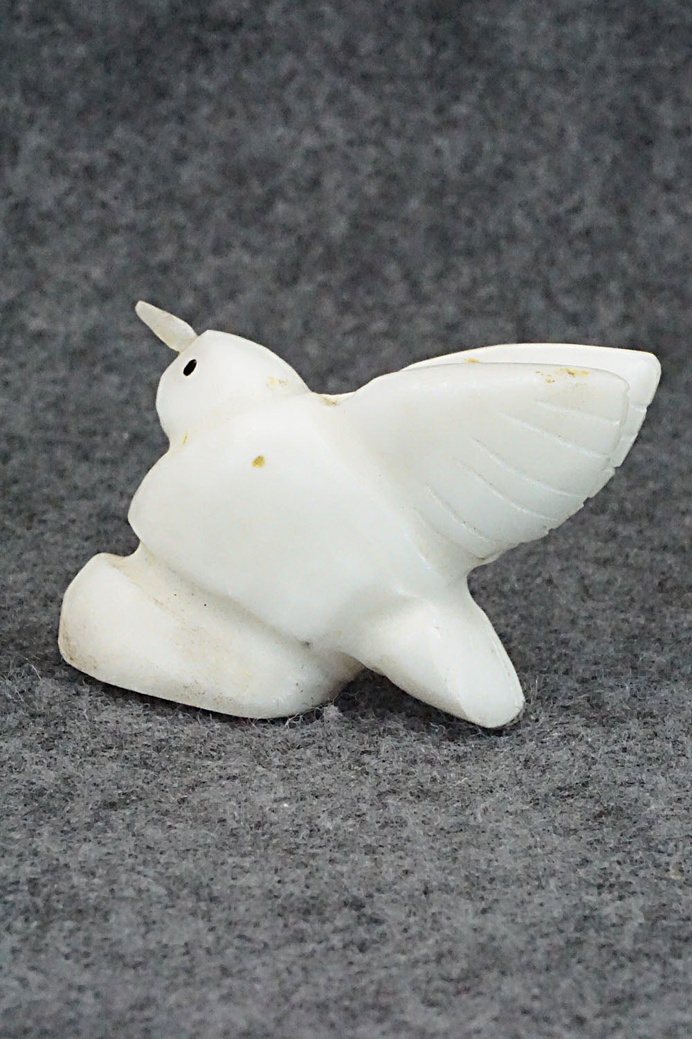 Hummingbird Zuni Fetish Carving - Justin Red Elk