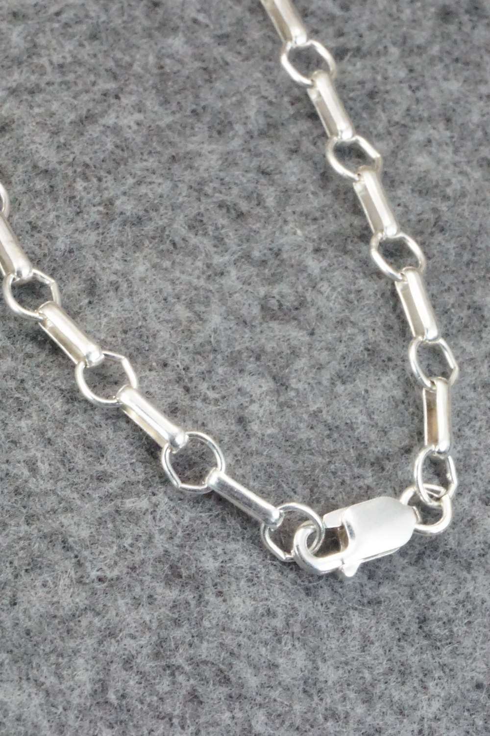 Turquoise & Sterling Silver Necklace - Gilbert Smith