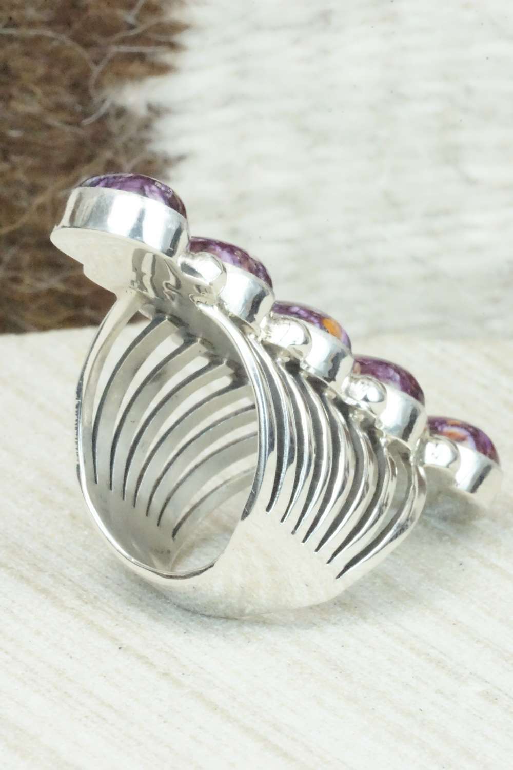 Spiny Oyster & Sterling Silver Ring - Thomas Yazzie - Size 6