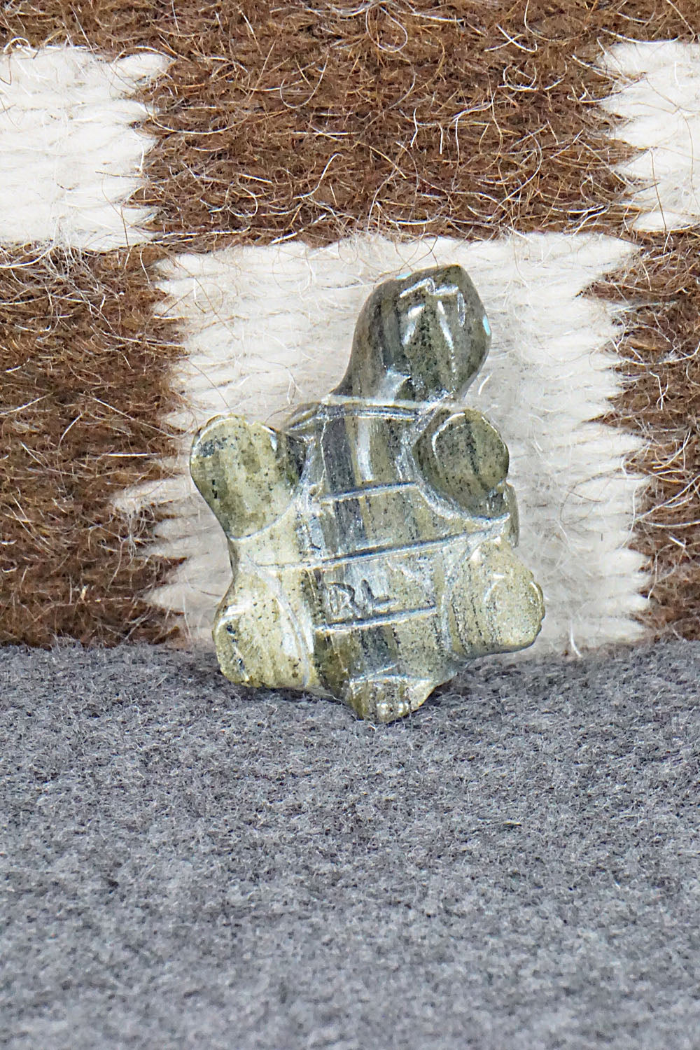 Turtles Zuni Fetish Carving - Reynold Lunasee