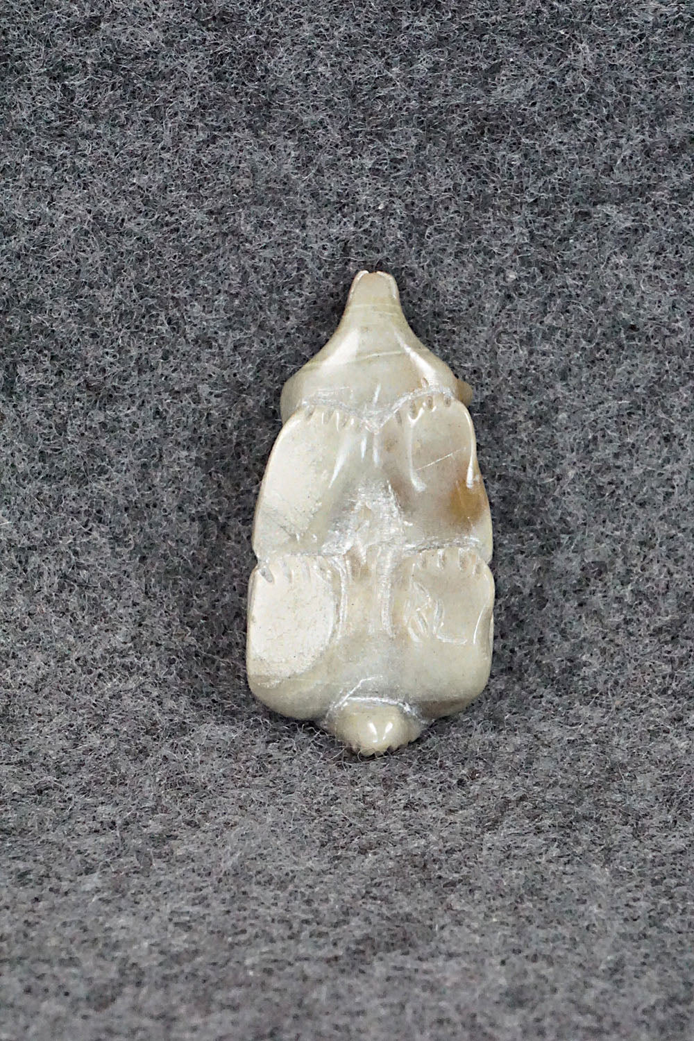 Badger Zuni Fetish Carving - Reynold Lunasee
