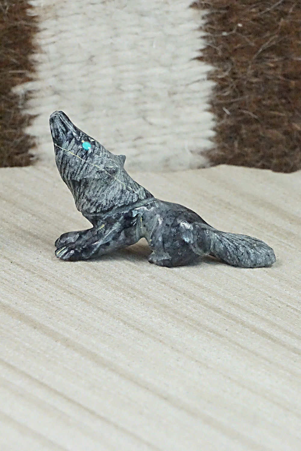 Wolf Zuni Fetish Carving - Jonas Hustito