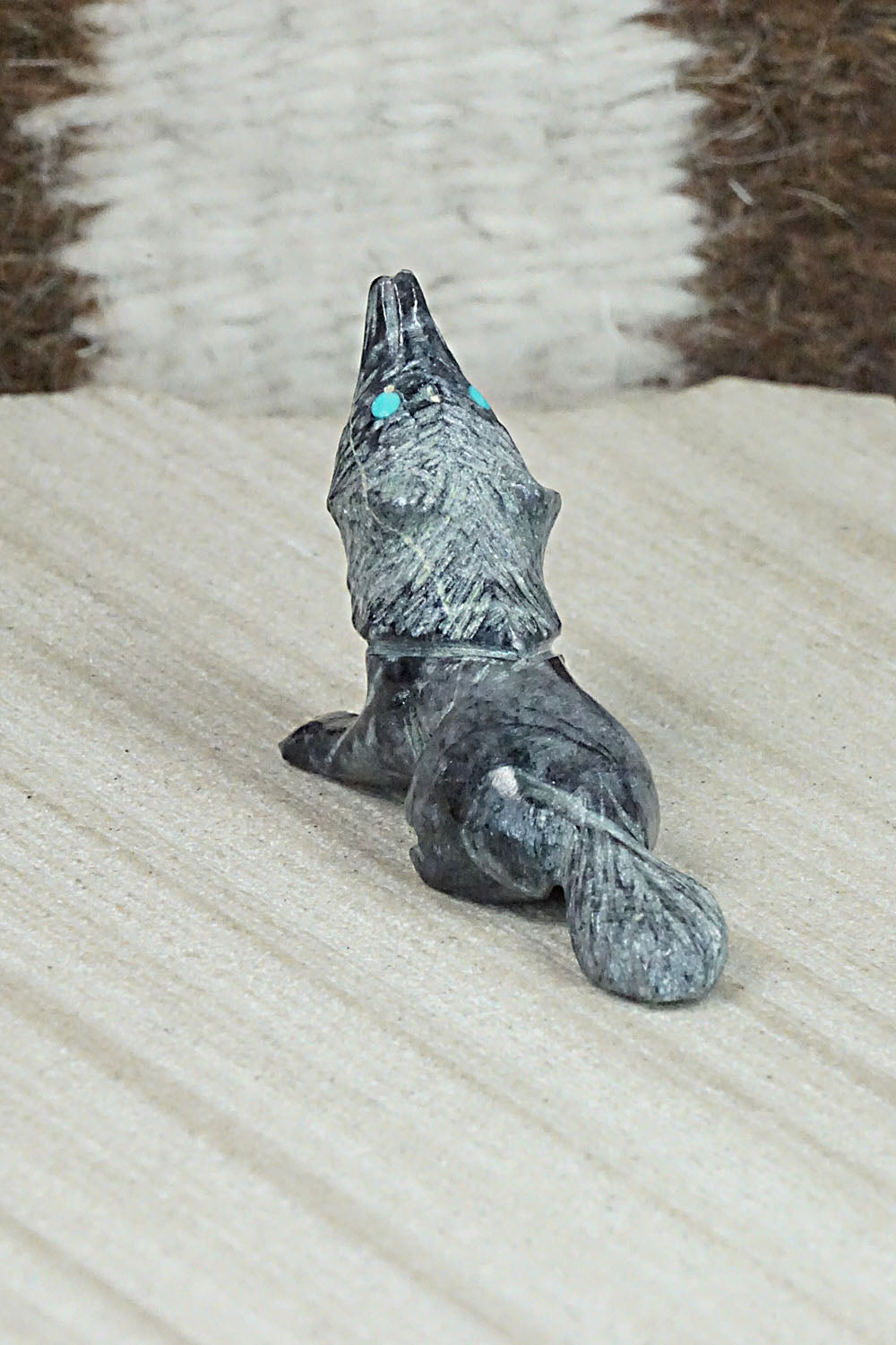 Wolf Zuni Fetish Carving - Jonas Hustito