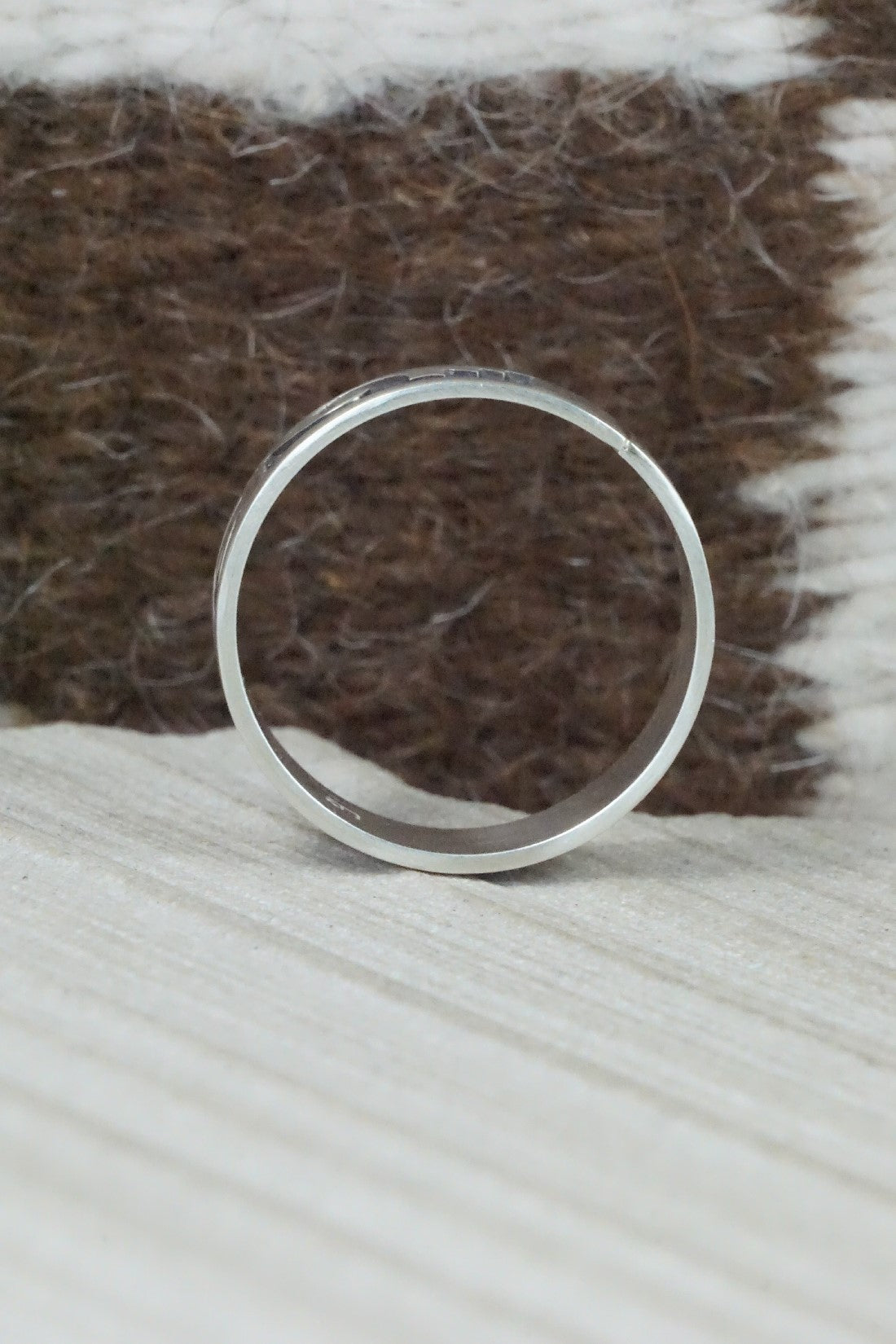 Sterling Silver Ring - Lester Gene - Size 14