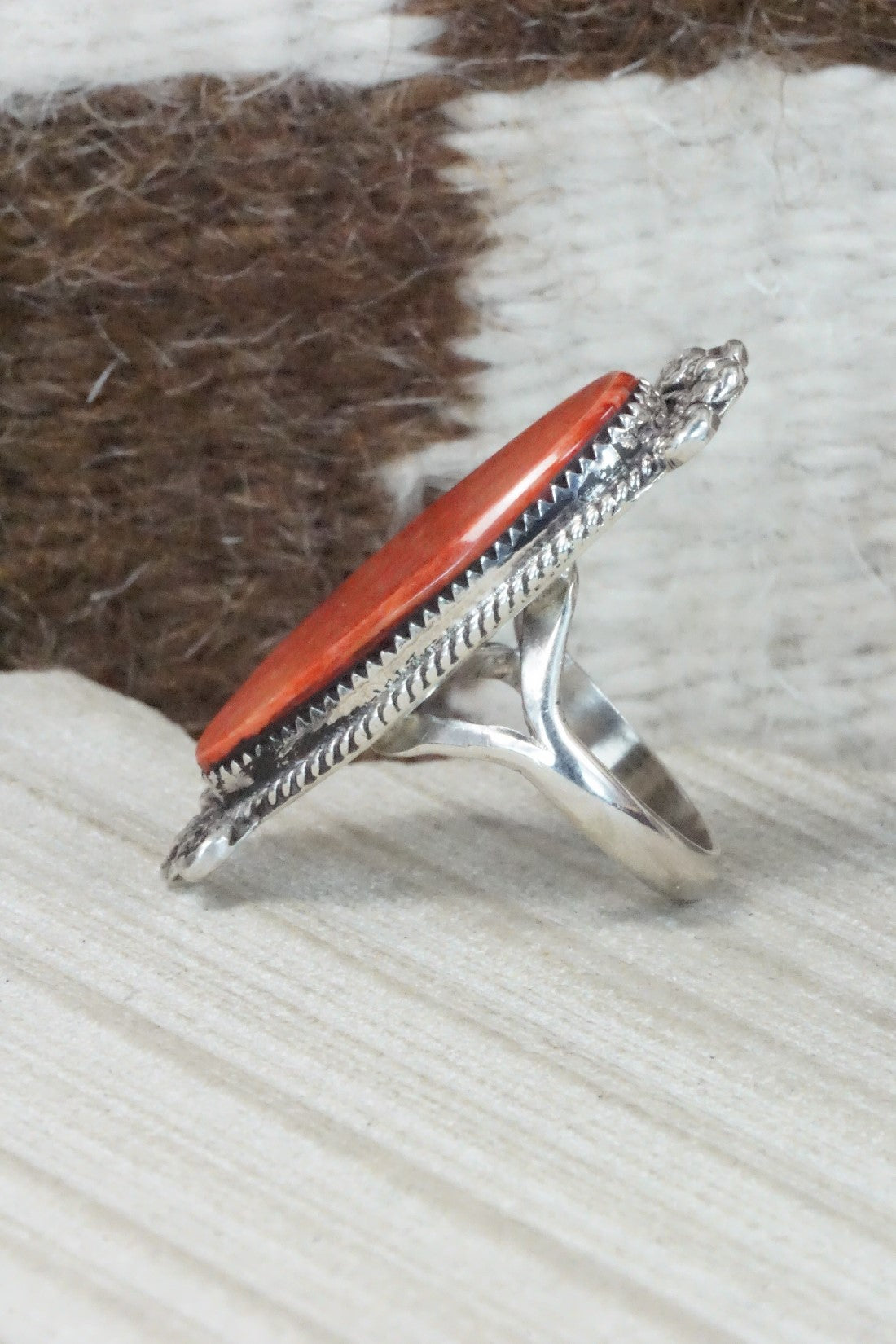 Spiny Oyster & Sterling Silver Ring - Selina Warner - Size 6.5