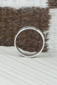 Sterling Silver Ring - Lester Gene - Size 14