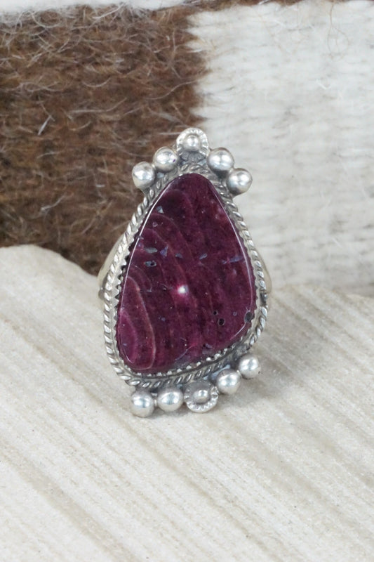 Spiny Oyster & Sterling Silver Ring - Selina Warner - Size 9