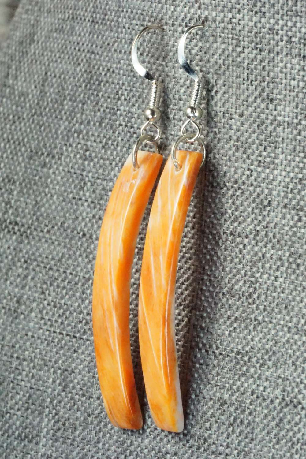 Spiny Oyster & Sterling Silver Earrings - Jesus Espino