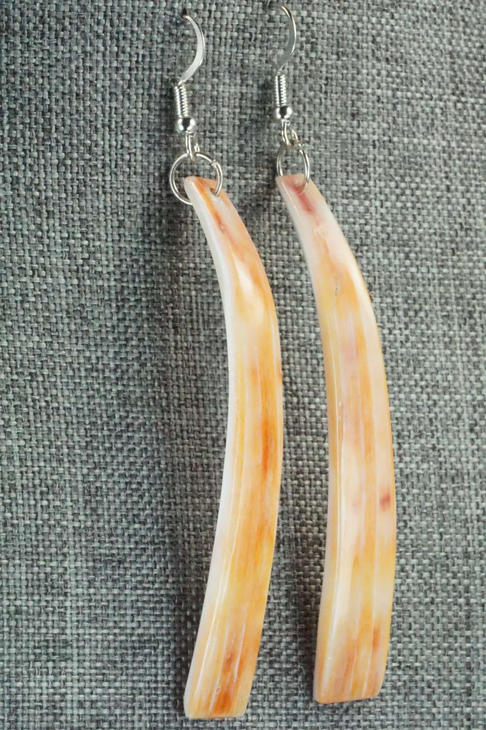 Spiny Oyster & Sterling Silver Earrings - Jesus Espino