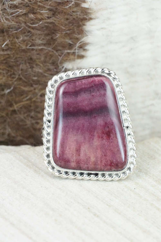 Spiny Oyster & Sterling Silver Ring - Amos Begay - Size 9.25