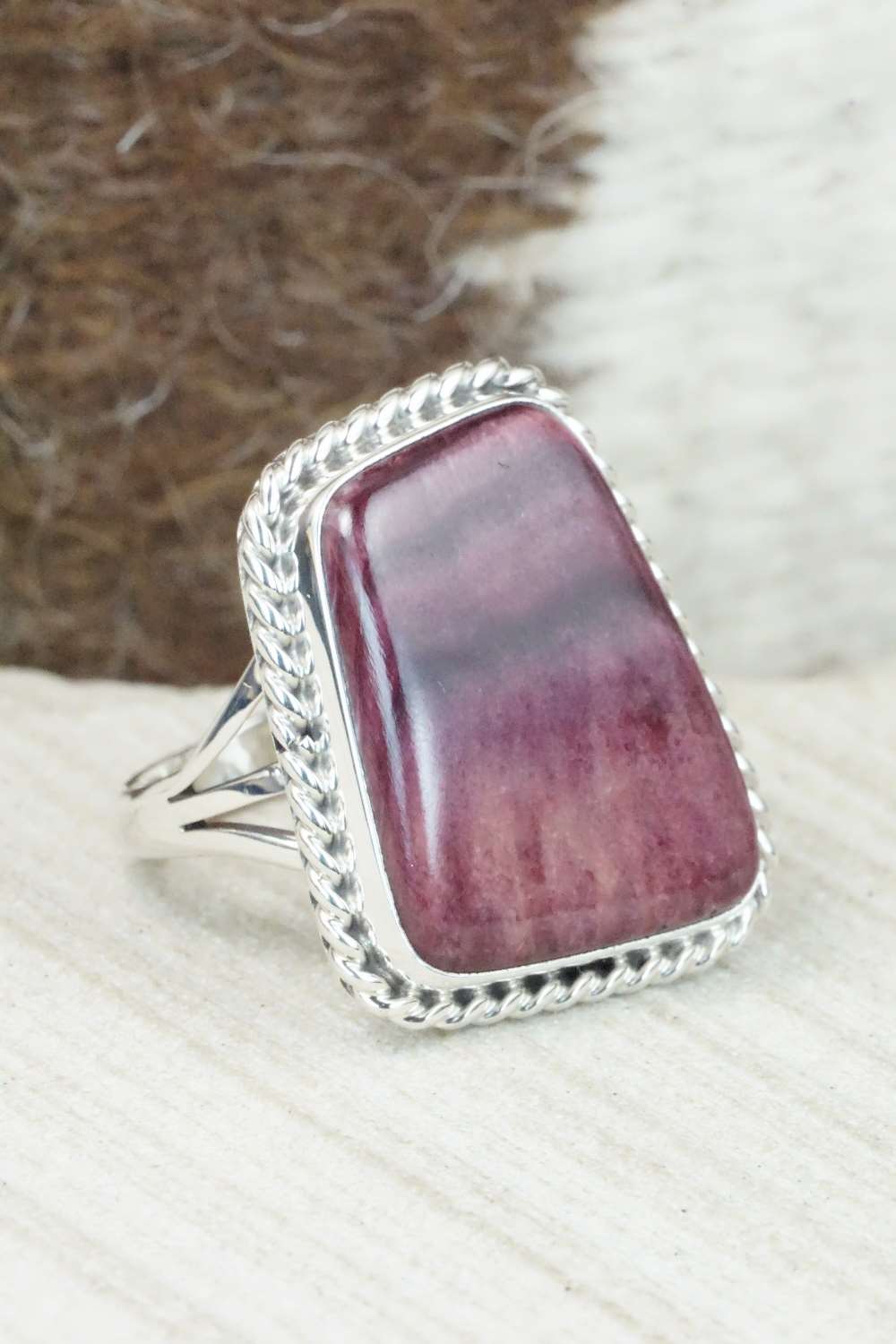 Spiny Oyster & Sterling Silver Ring - Amos Begay - Size 9.25