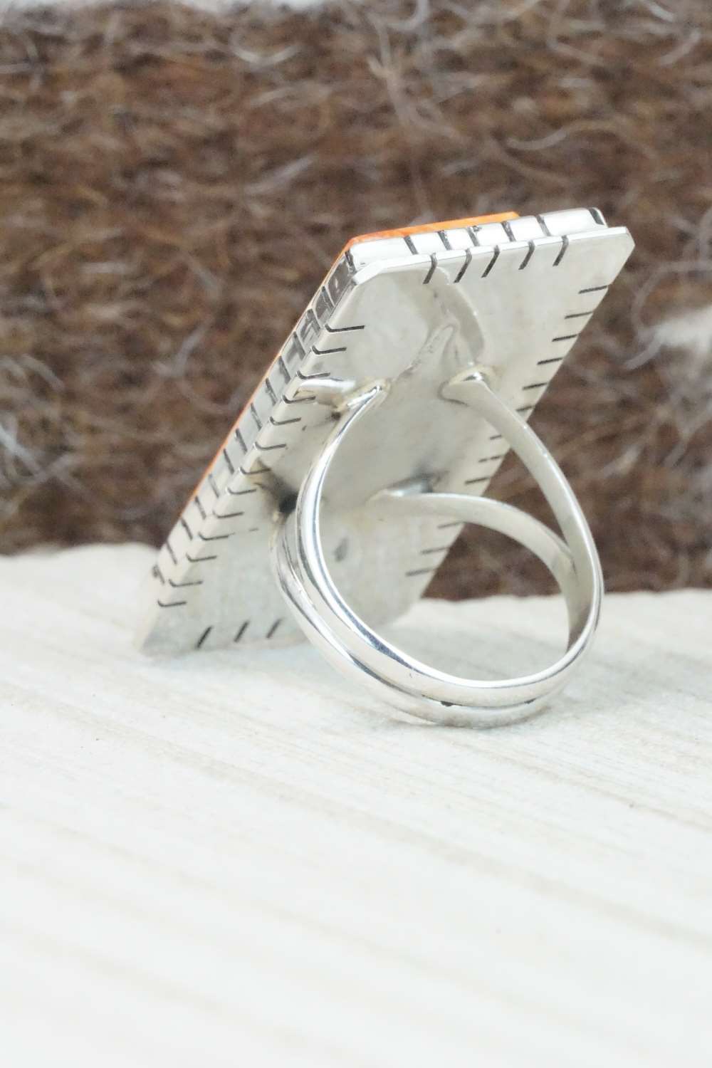 Spiny Oyster and Sterling Silver Ring - Ray Jack - Size 6.75