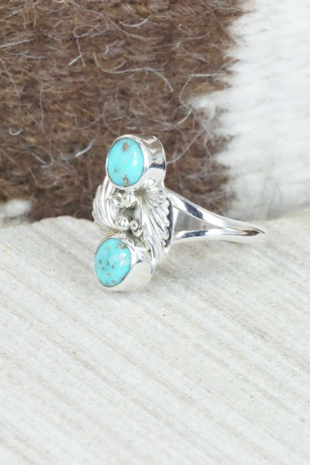 Turquoise & Sterling Silver Ring - Alice Saunders - Size 7