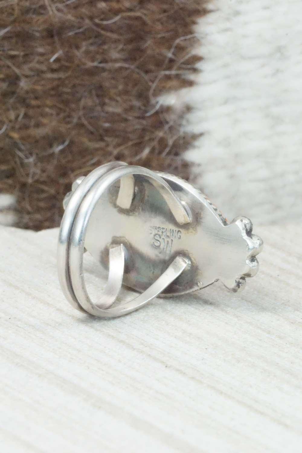 Spiny Oyster & Sterling Silver Ring - Selina Warner - Size 8.25