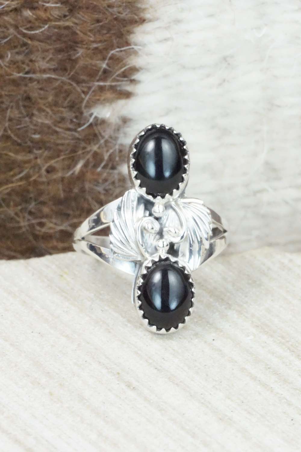 Onyx and Sterling Silver Ring - Grace Kenneth - Size 7.25