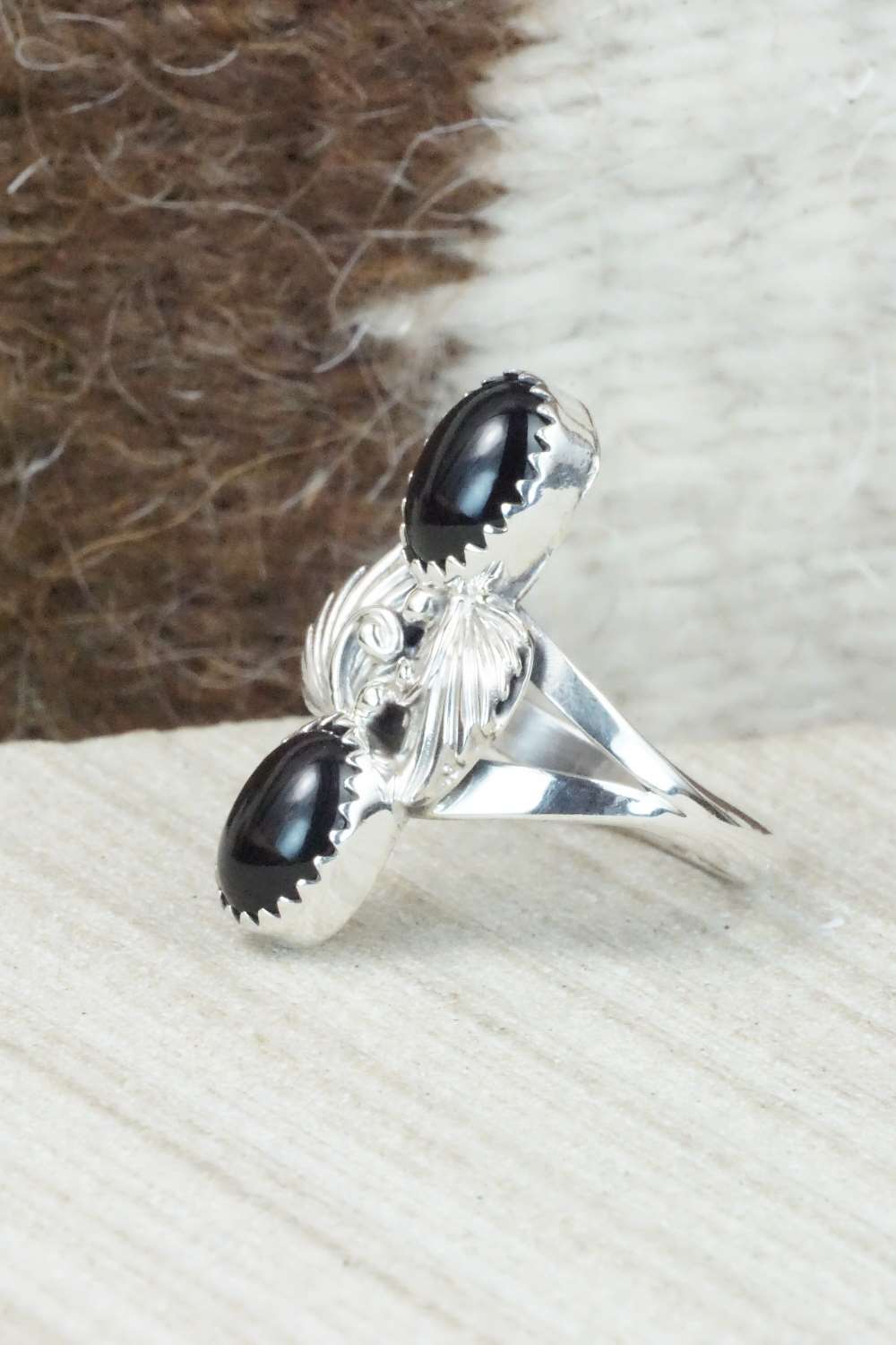 Onyx and Sterling Silver Ring - Grace Kenneth - Size 7.25