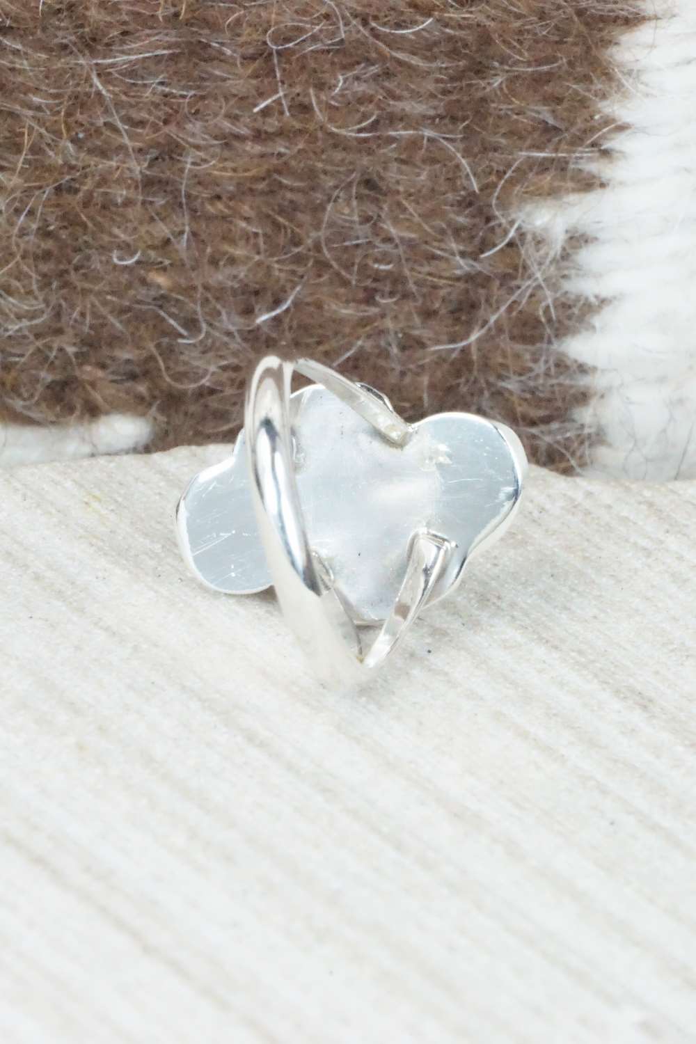Turquoise & Sterling Silver Ring - Alice Saunders - Size 6