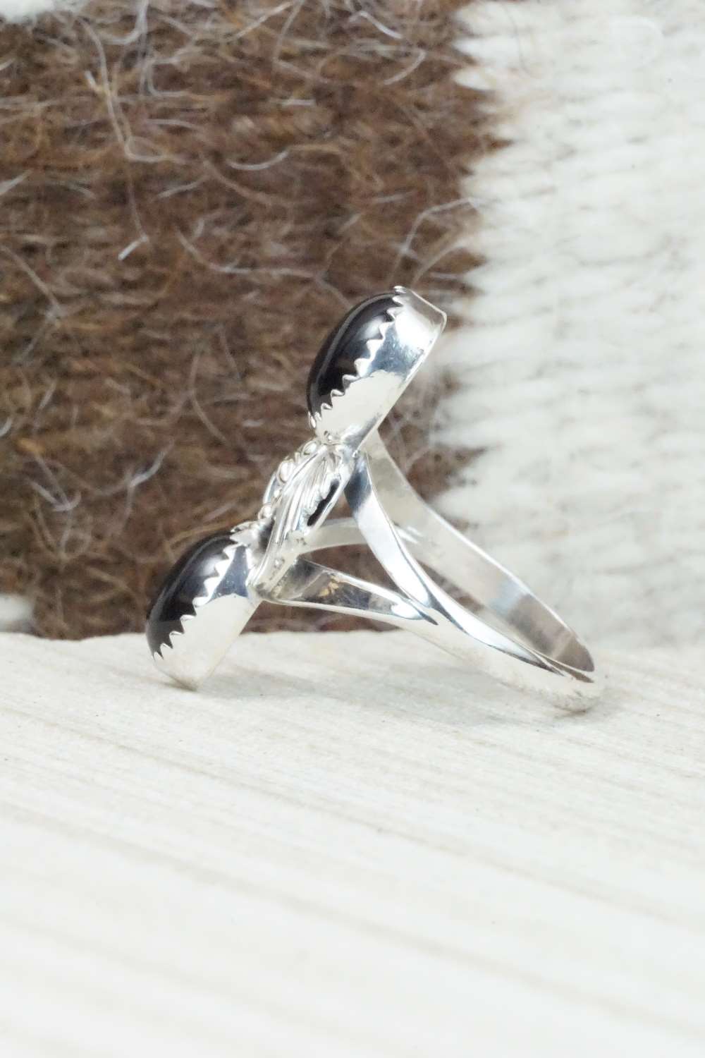 Onyx and Sterling Silver Ring - Grace Kenneth - Size 7.25