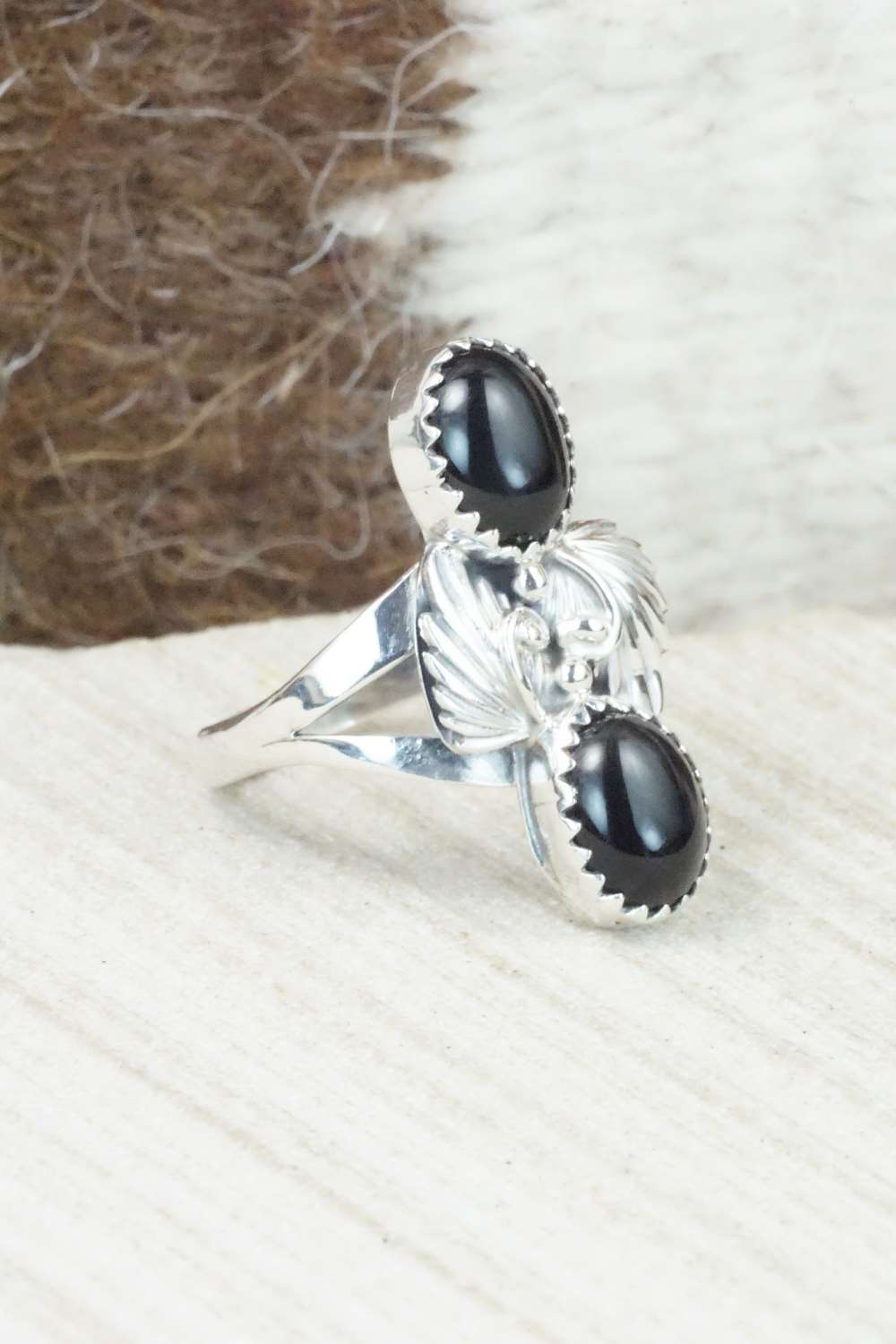 Onyx and Sterling Silver Ring - Grace Kenneth - Size 7.25