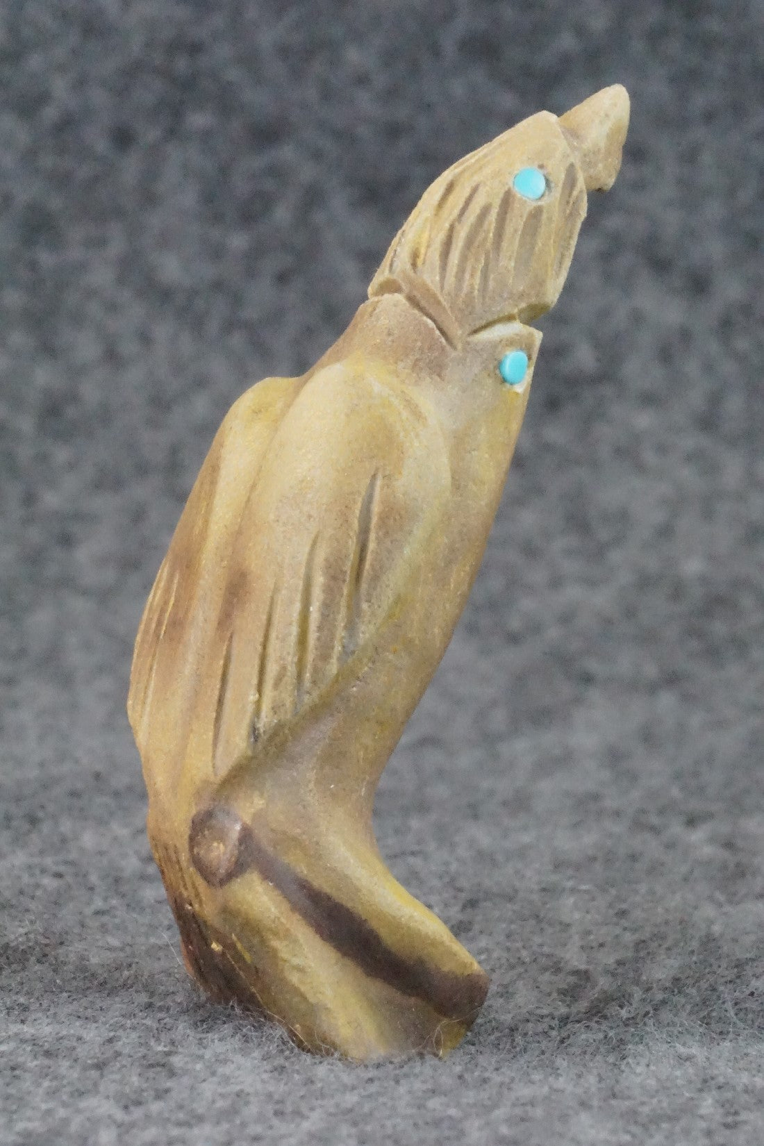 Eagle Zuni Fetish Carving - Alvin Calavaza