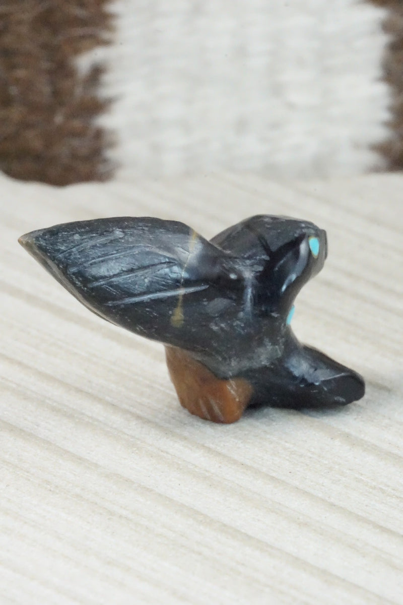 Eagle Zuni Fetish Carving - Alvin Calavaza