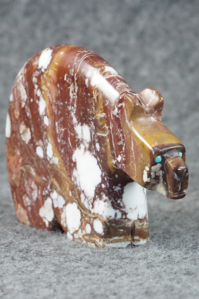 Bear Zuni Fetish Carving - Reynold Lunasee