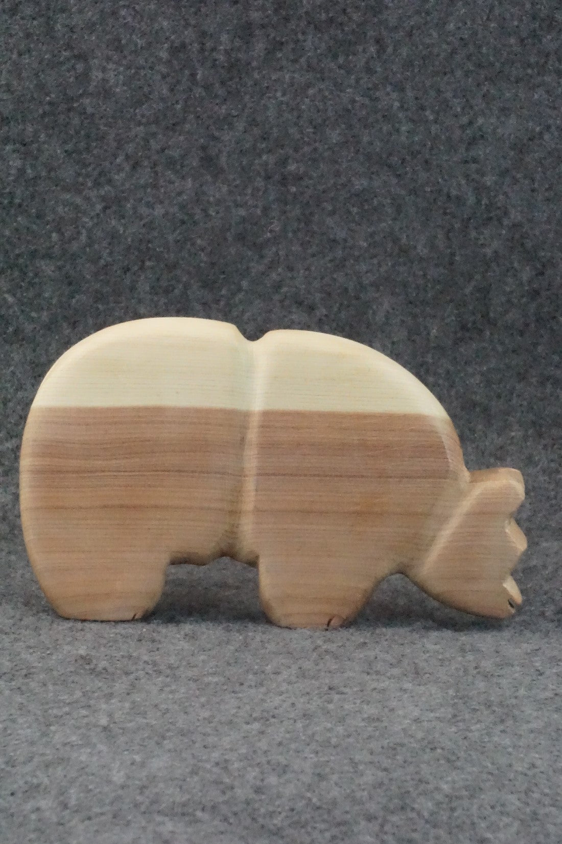 Bear Zuni Fetish Carving - Casey Phillips
