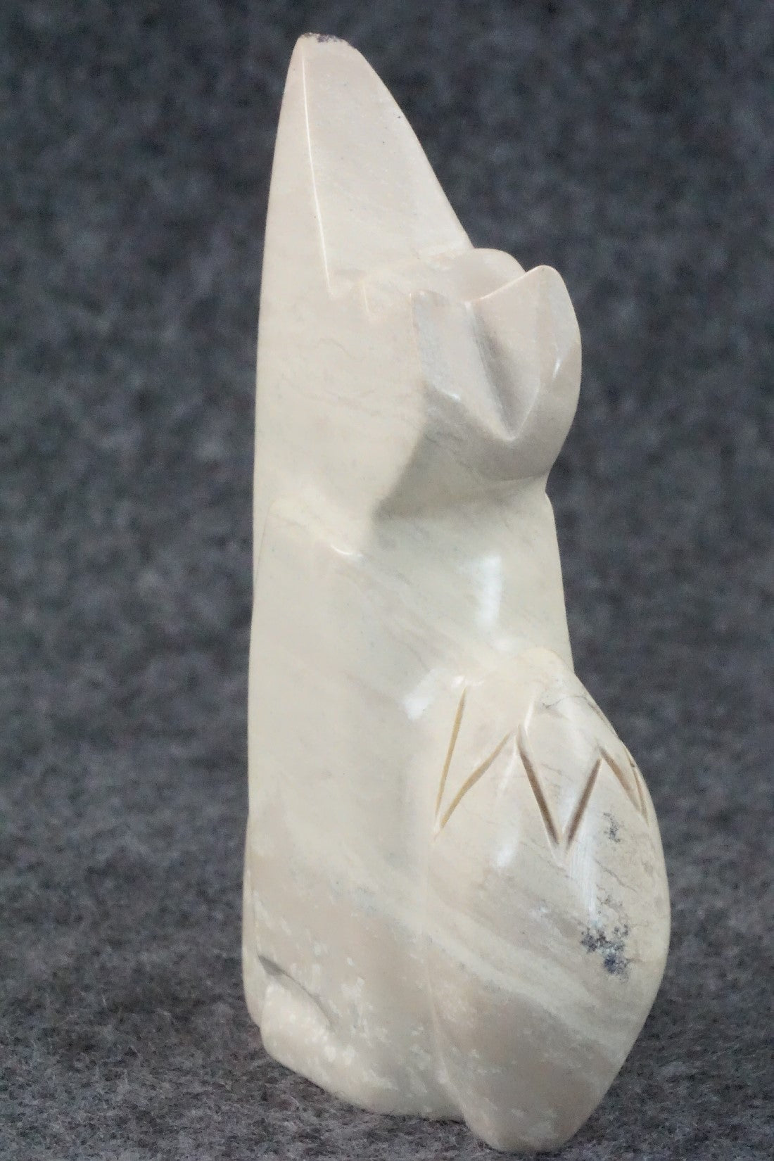 Coyote Zuni Fetish Carving - Gilbert Lonjose