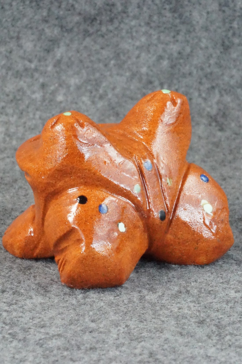 Frog Zuni Fetish Carving - Louise Ponchuella