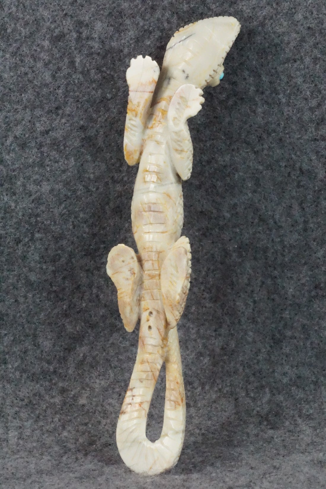Lizard Zuni Fetish Carving - Lance Cheama
