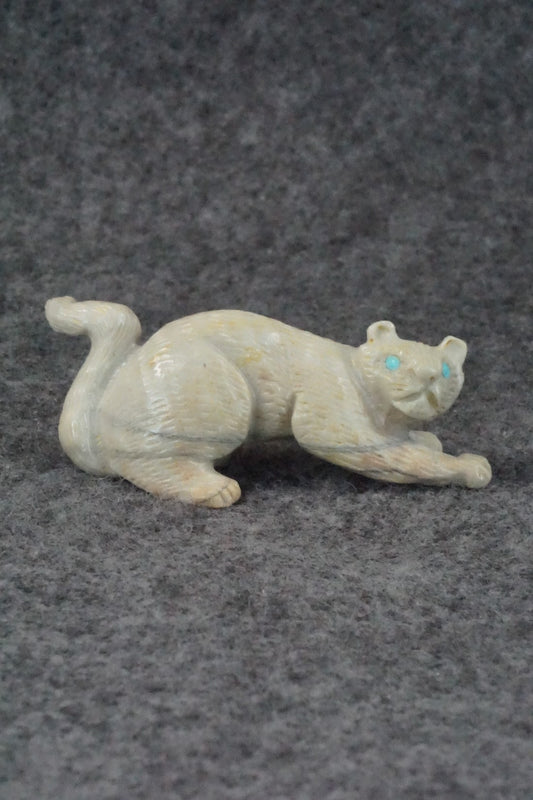 Mountain Lion Zuni Fetish Carving - Lance Cheama