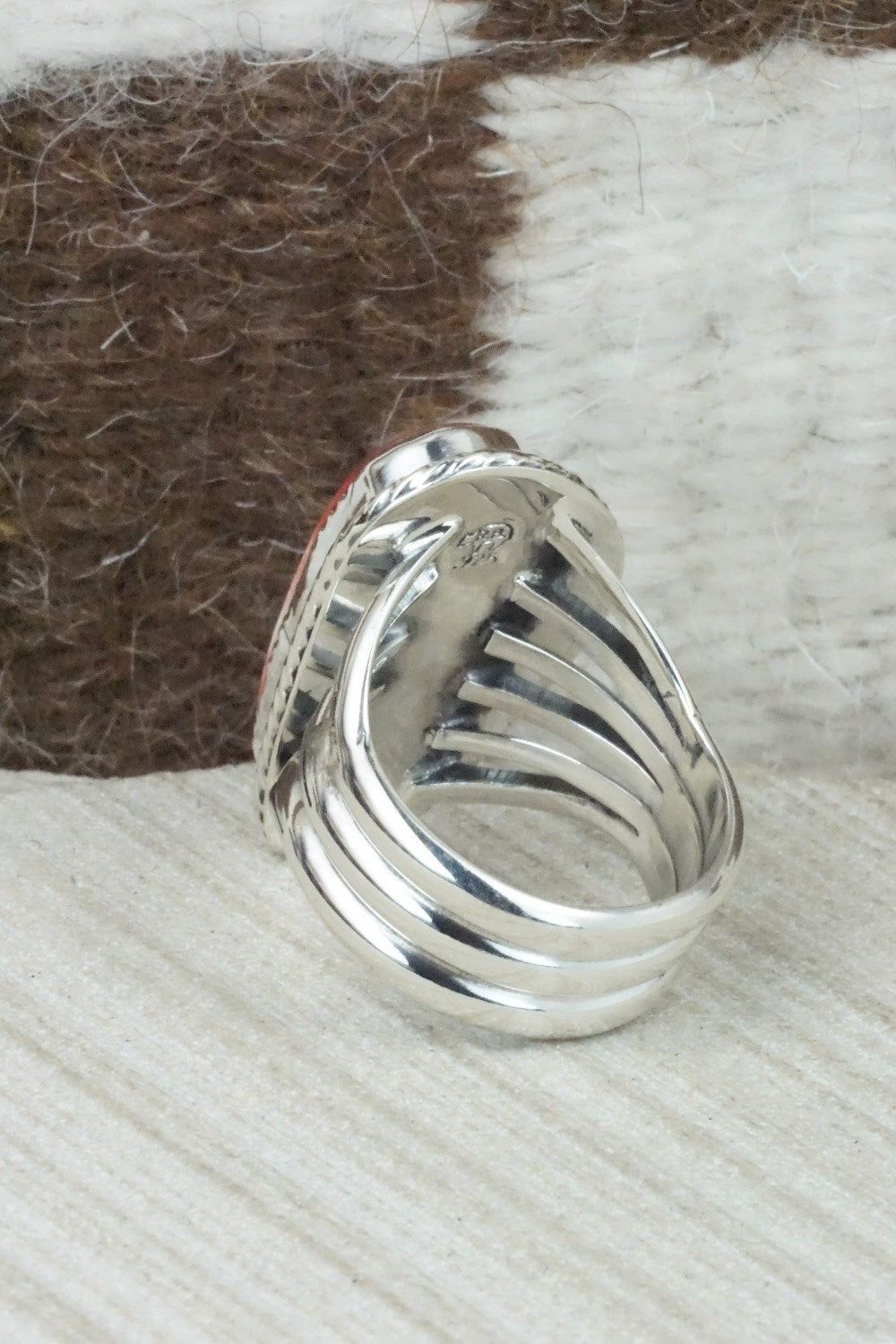 Spiny Oyster & Sterling Silver Ring - Mike Smith - Size 9.75